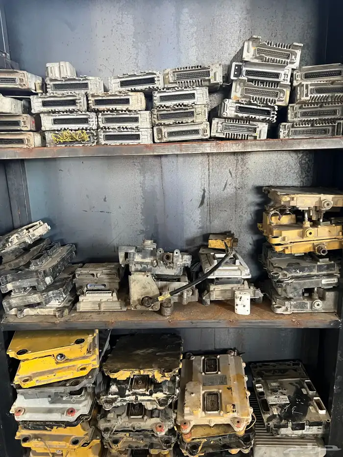 لدينا جميع كمبيوترات المعدات وعصى القير والحركه والبخاخات 1