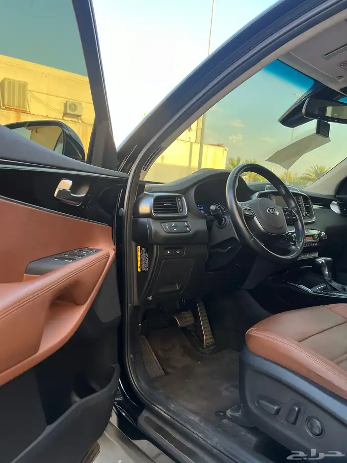 ( مباع ) سورينتو موديل 2019 فل كامل 8