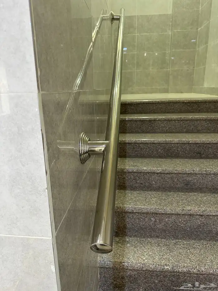 ورشة استنلس استيل دربزان درج حواجز شبابيك 48