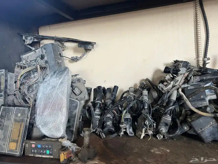 لدينا جميع كمبيوترات المعدات وعصى القير والحركه والبخاخات 2