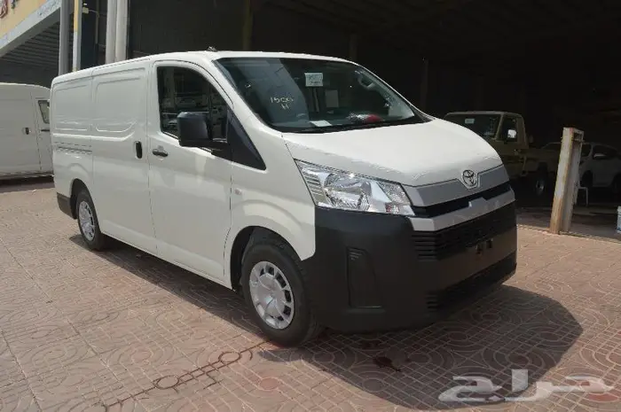 تويوتا باص هايس 2025 ديزل قير اوتوماتيك سقف منخفض 3