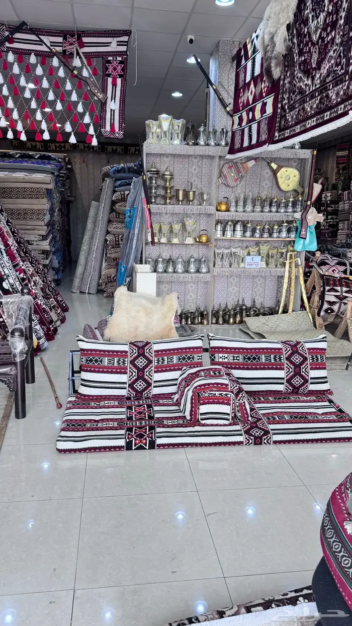 جلسات ارضية وكراسي 9
