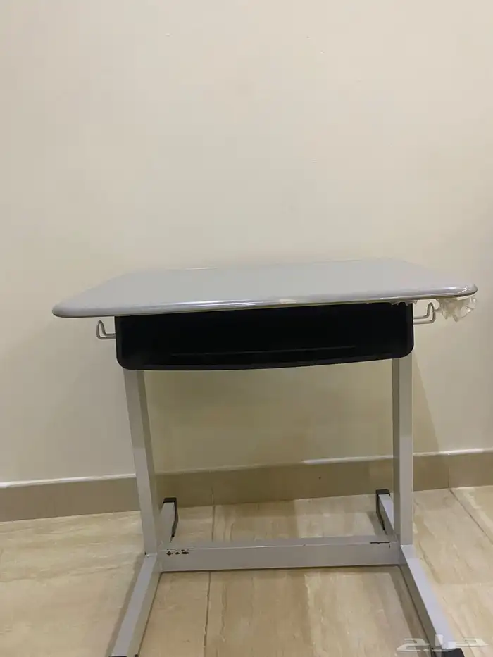 طاولة مدرسه 2