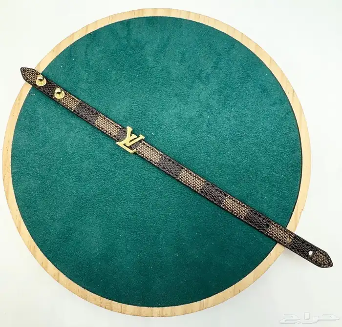 هدايا اليوم الوطني 25