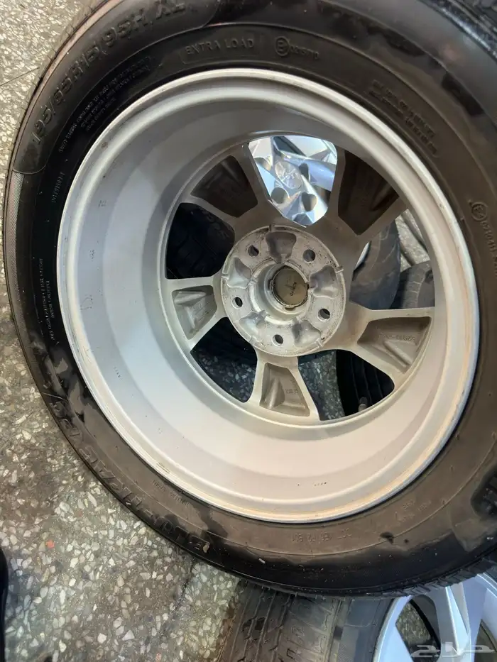 جنوط النترا اصلي 2023 استاندر مع كفرات 3