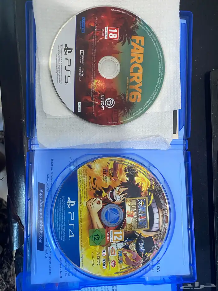 للبيع اشرطة بلايستيشن و شنطة 3