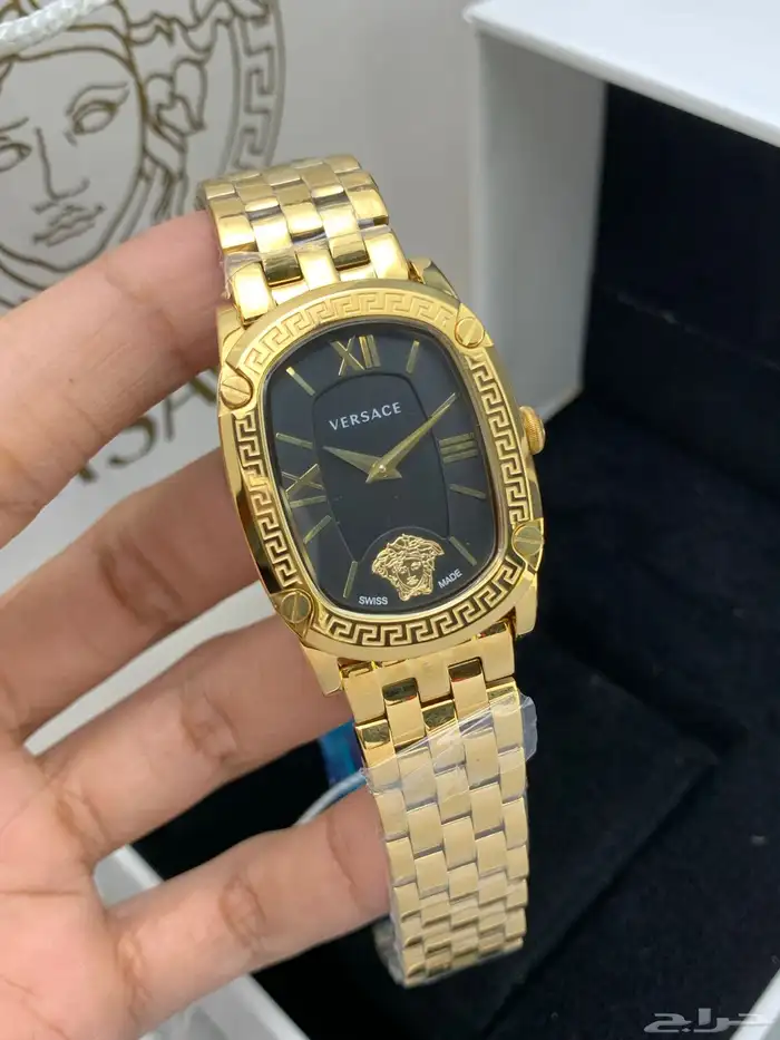 ساعات فرزاتشي النسائية الفاخرة VERSACE 2
