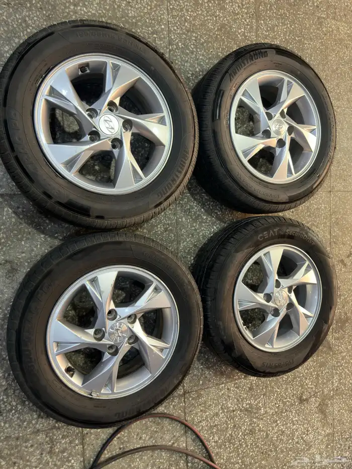 جنوط النترا اصلي 2023 استاندر مع كفرات 17