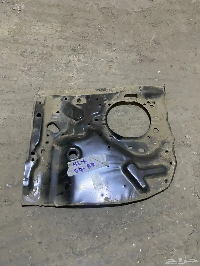 قطع هايلكس 1984-1988 8