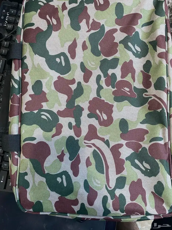 للبيع اشرطة بلايستيشن و شنطة 5