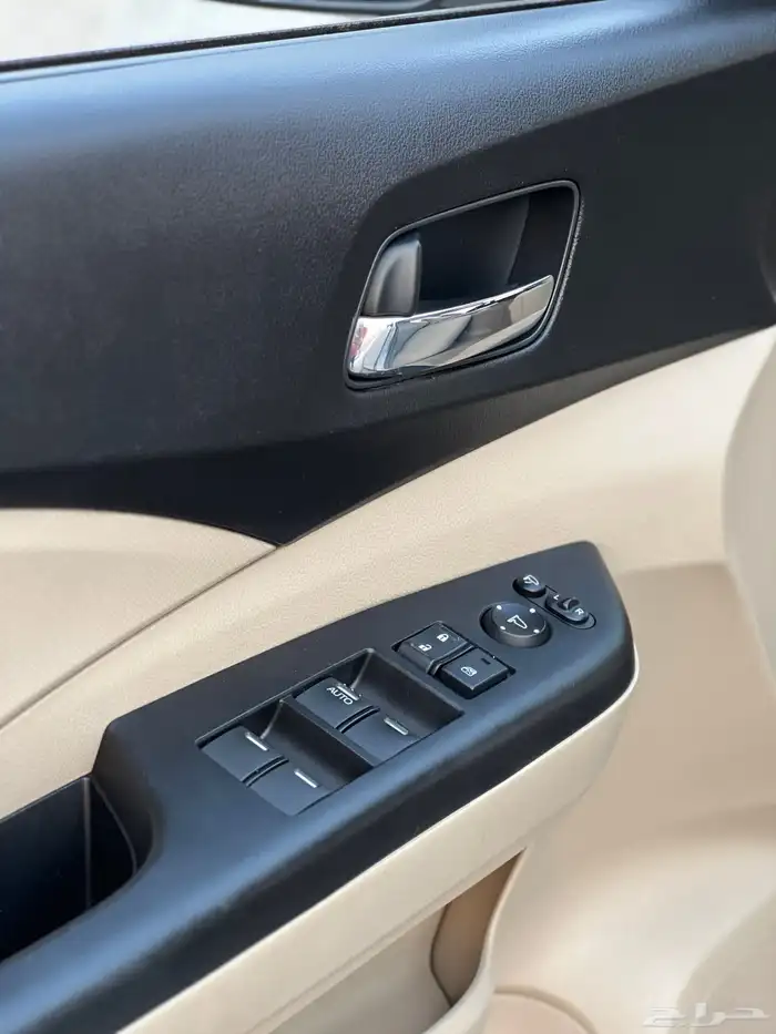 (( تم البيع )) هوندا CRV 2015 ممشى 194 الف كم 45