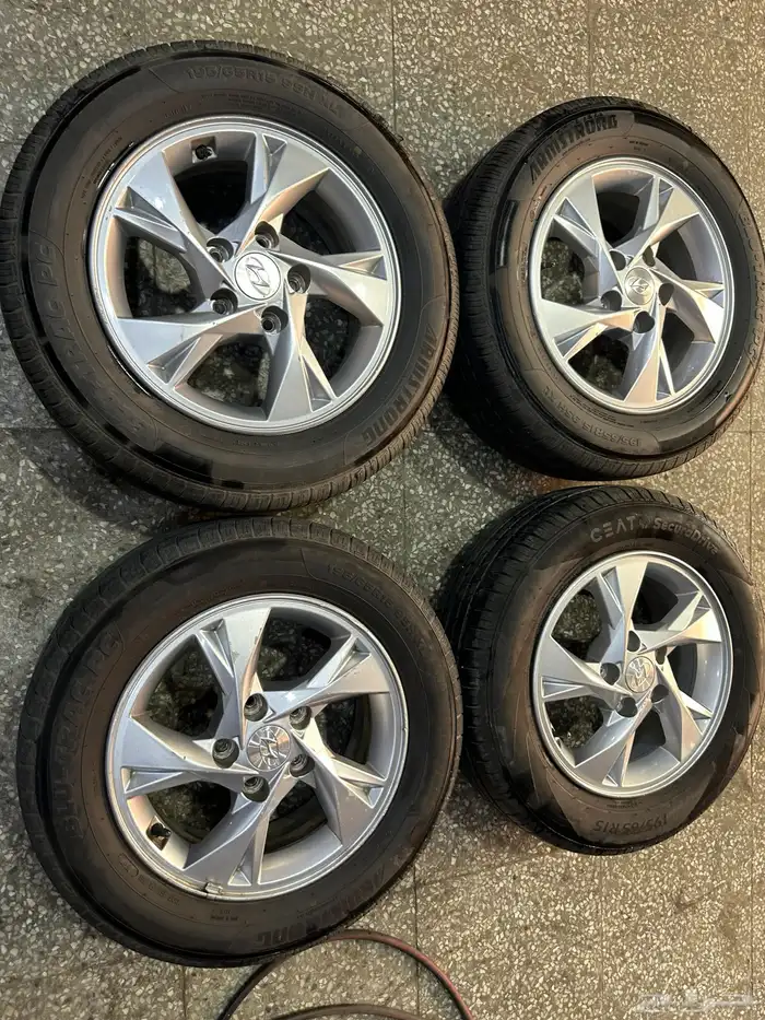 جنوط النترا اصلي 2023 استاندر مع كفرات 19