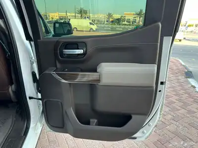 بكب شفروليه تريل بوس 2021 17