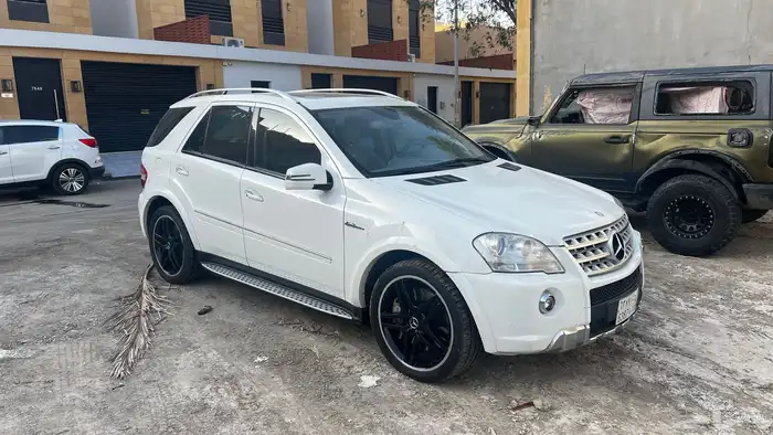 Mercedes ML 63 - 2009 4