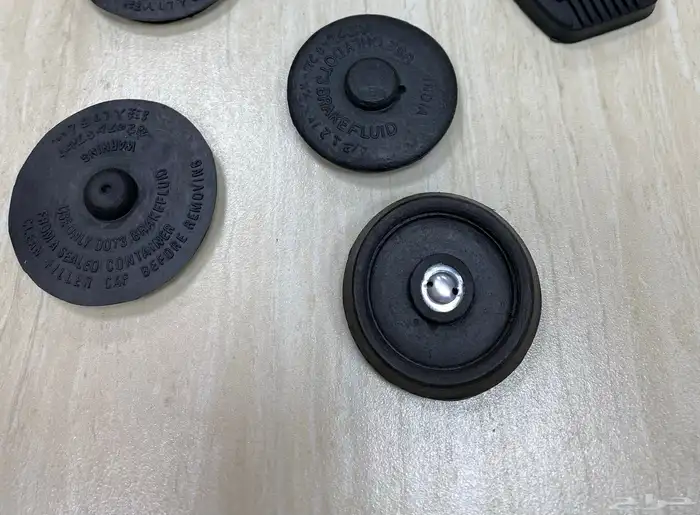 قطع هايلكس 1984-1988 20