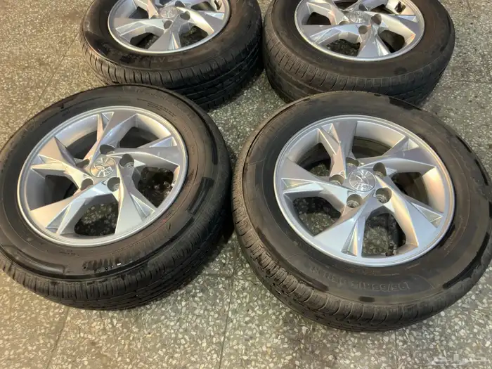 جنوط النترا اصلي 2023 استاندر مع كفرات 5