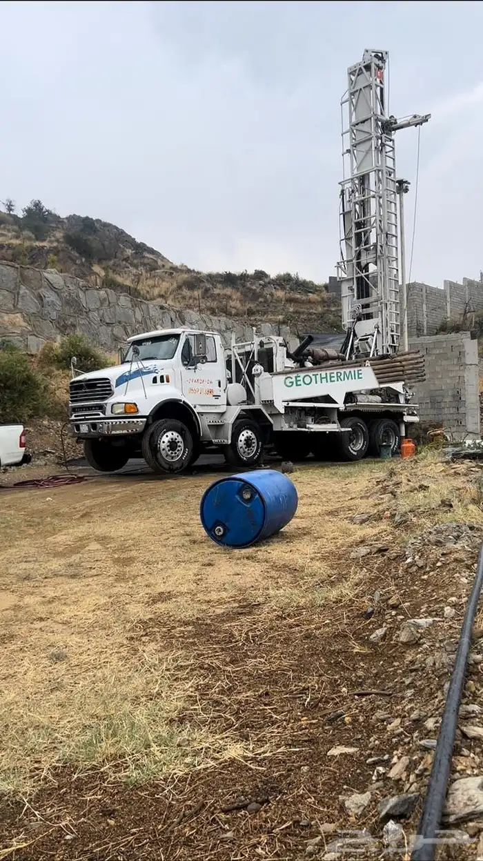 حفار آبار ارتوازية 3