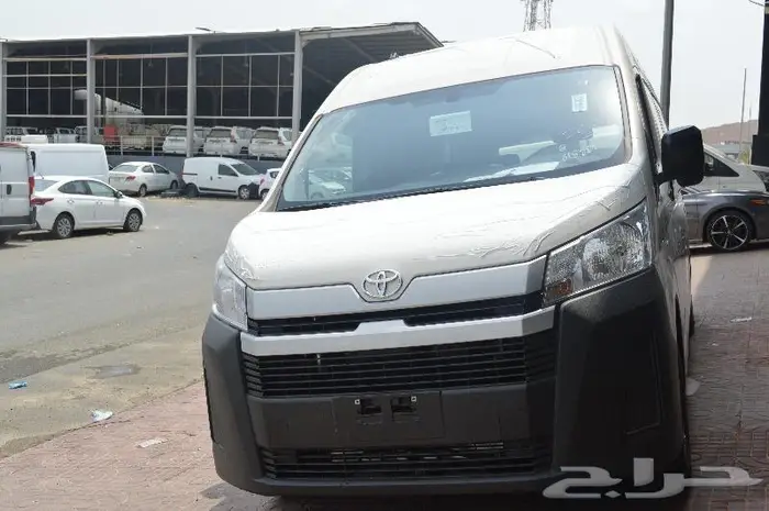 تويوتا باص هايس 2025 ديزل قير اوتوماتيك سقف مرتفع 4