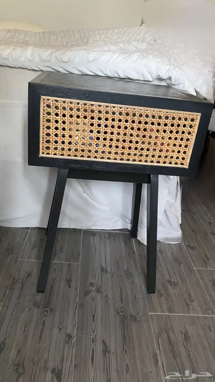 طاولة سرير جانبية اتش اند ام HM راتان 0