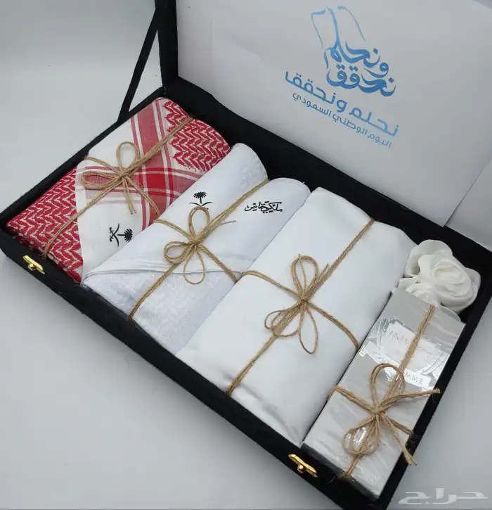 اقمشه اطقم مع شماغ 1