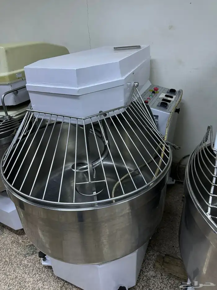 عجنات ايطالي تركي فرادت ايطالي تايواني مستعمل نضيف شبه جديد 2