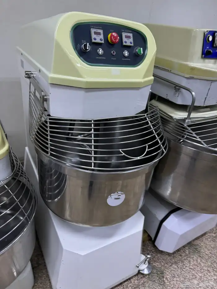 عجنات ايطالي تركي فرادت ايطالي تايواني مستعمل نضيف شبه جديد 12