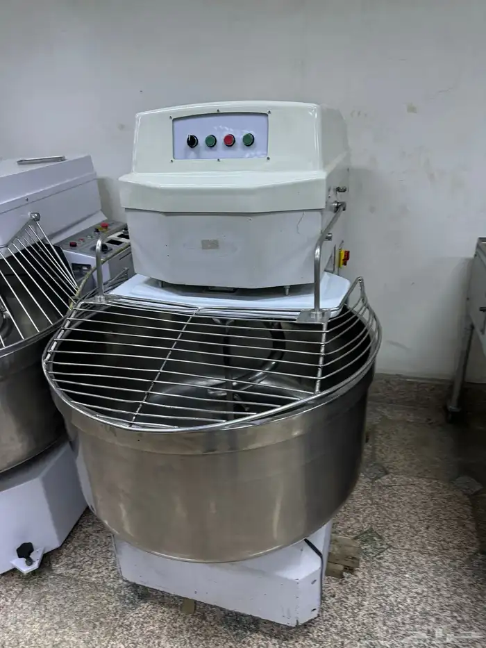 عجنات ايطالي تركي فرادت ايطالي تايواني مستعمل نضيف شبه جديد 3