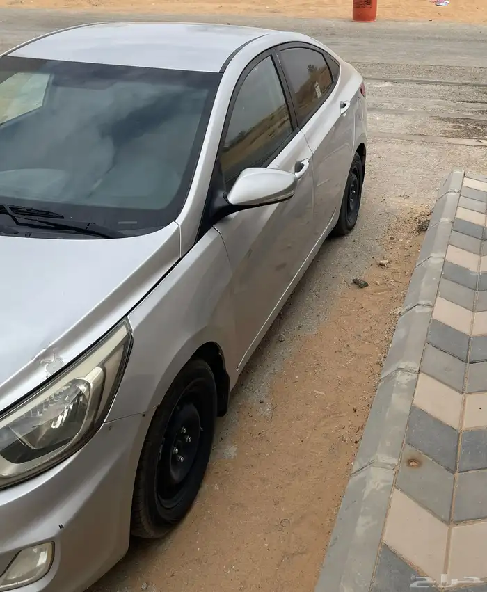 للبيع هيونداي اكسنت 2018 1