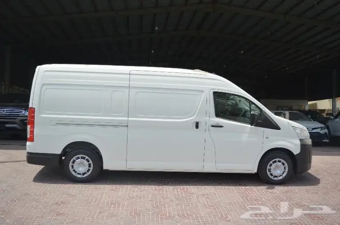 تويوتا باص هايس 2025 بضاعة بنزين سقف مرتفع عبداللطيف 2