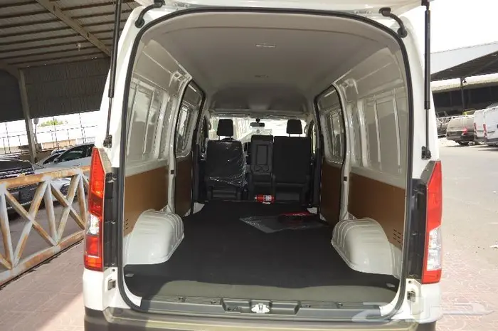 تويوتا باص هايس 2025 بضاعة بنزين سقف مرتفع عبداللطيف 10