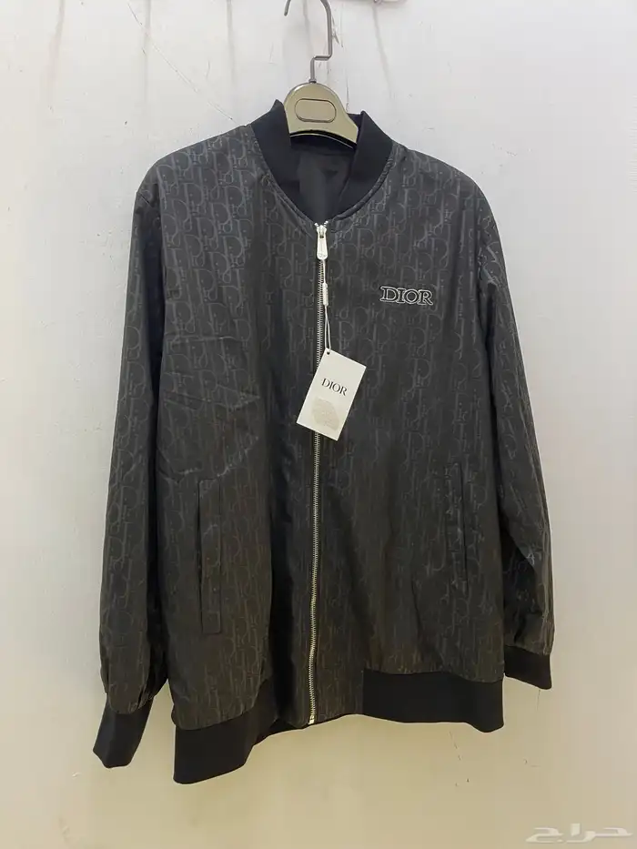 ملابس ماركات 60