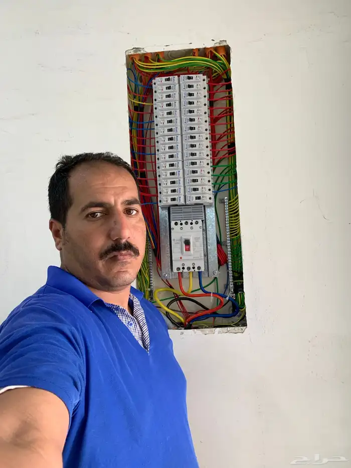 جده نعمل في جميع إعمال الكهرباء اتصل نصل في اي مكان 1