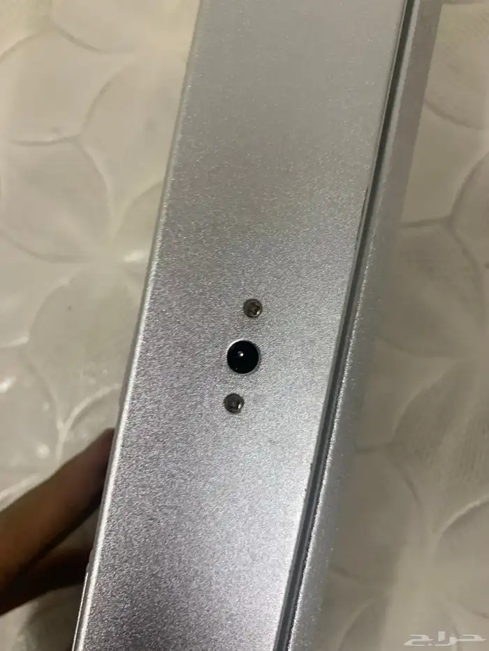 أغراض للتبديل او للبيع طبعت فواتير ودباسة كهربائية ومكبر صوت 30