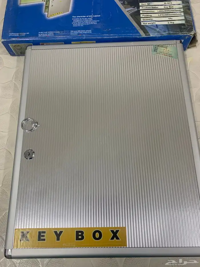 أغراض للتبديل او للبيع طبعت فواتير ودباسة كهربائية ومكبر صوت 1