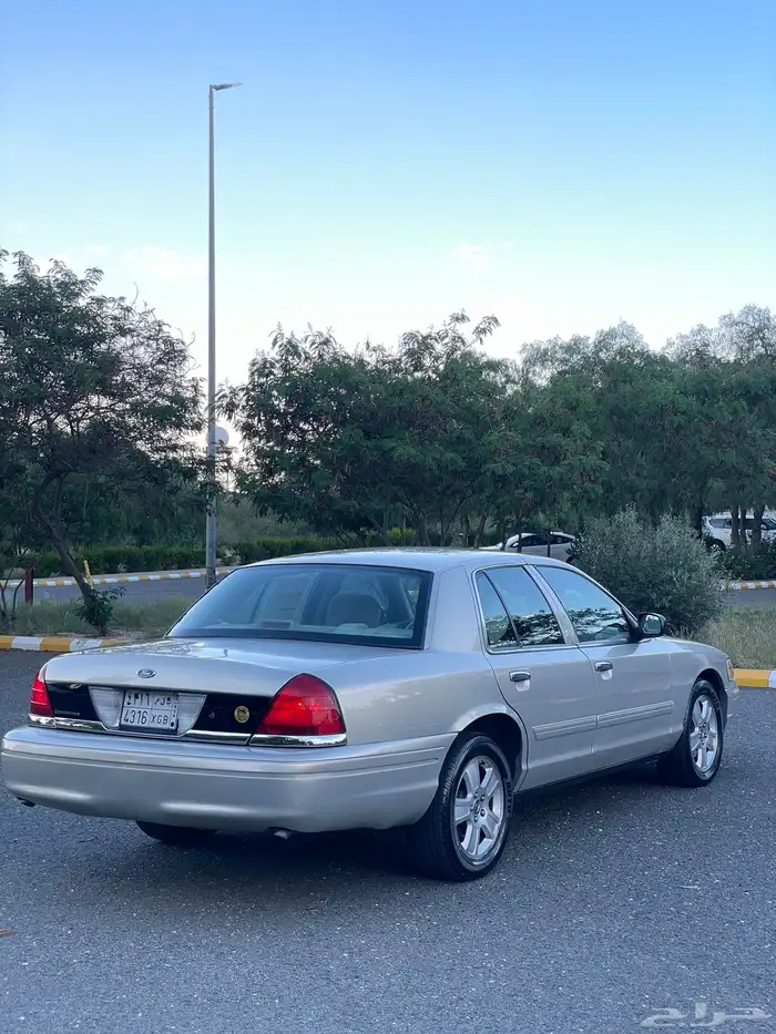 فورد كروان فكتوريا 2011 ( تم البيع ) 0