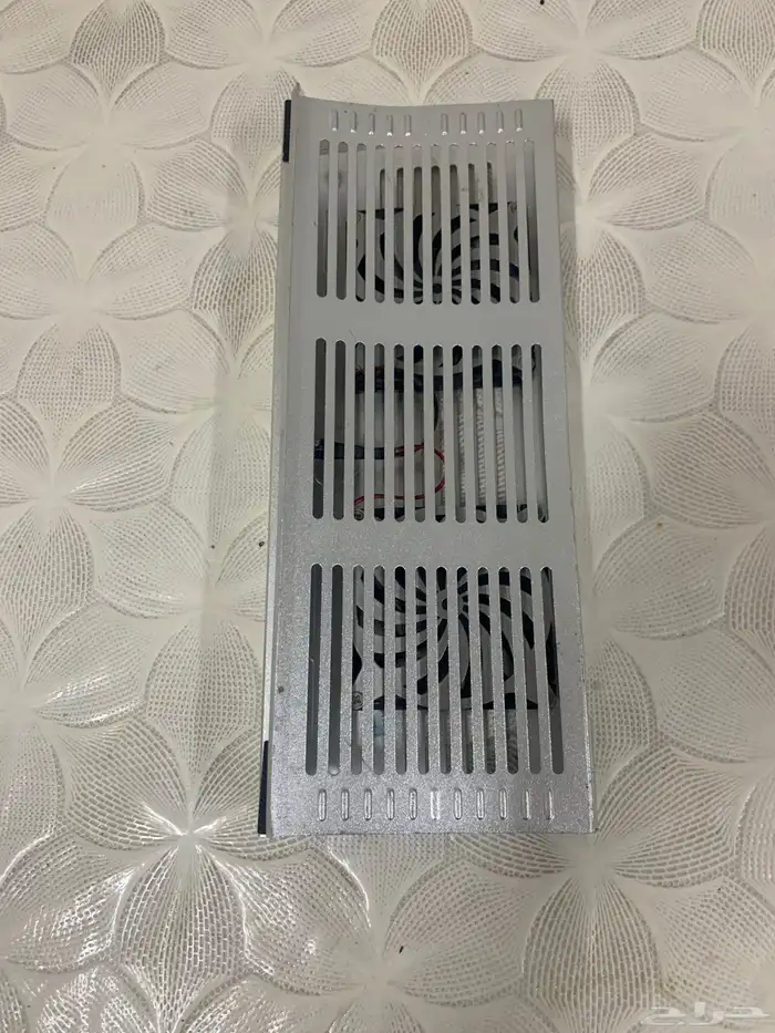 أغراض للتبديل او للبيع طبعت فواتير ودباسة كهربائية ومكبر صوت 28