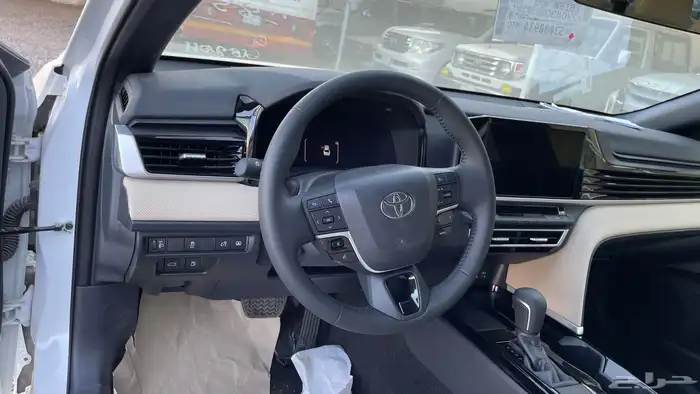 كامري 2025 LE 13