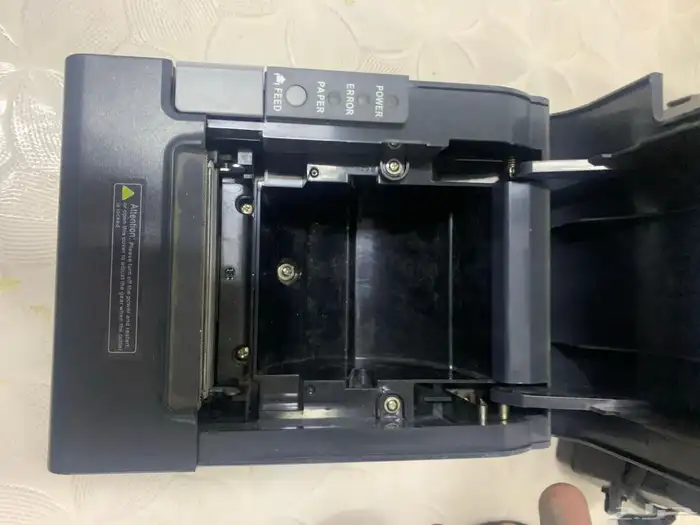 أغراض للتبديل او للبيع طبعت فواتير ودباسة كهربائية ومكبر صوت 4