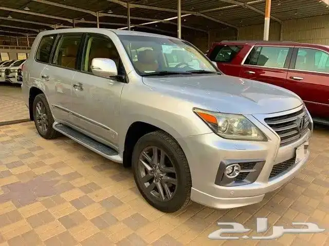 لكزس LX570 2015 2
