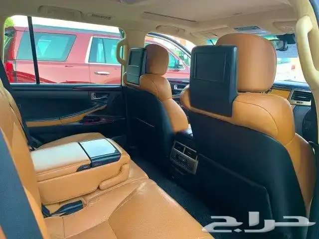لكزس LX570 2015 10