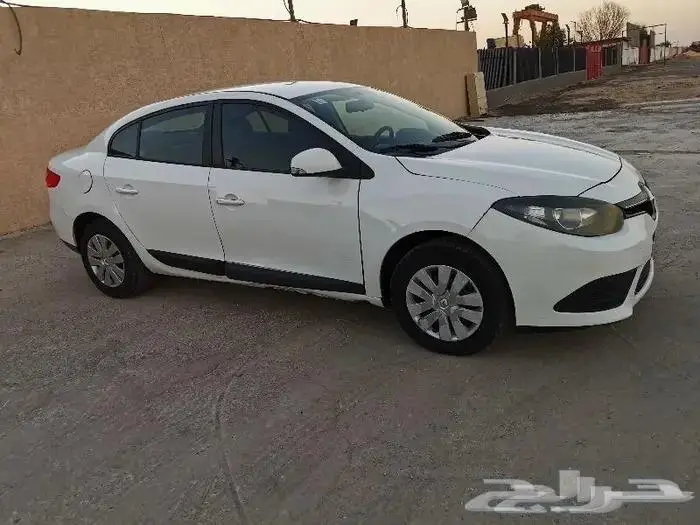 للبيع رينو فلوانس جير عادي موديل 2015 12