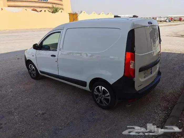 للبيع رينو دوكر موديل 2016 13