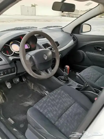 للبيع رينو فلوانس جير عادي موديل 2015 19