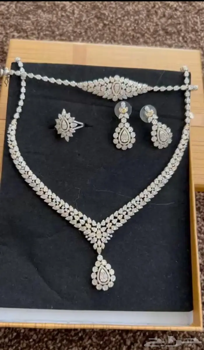 عقد اكسسوار 0