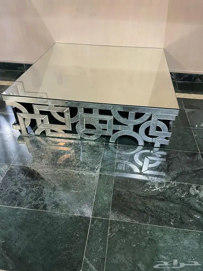 طاولة قهوه للوسط مرايا 0
