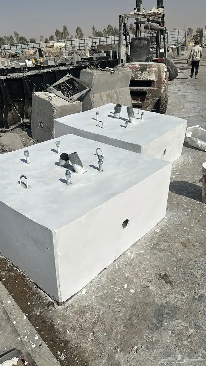 concrete foundations and barriers 3