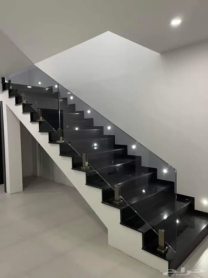 زجاج سيكوريت 17