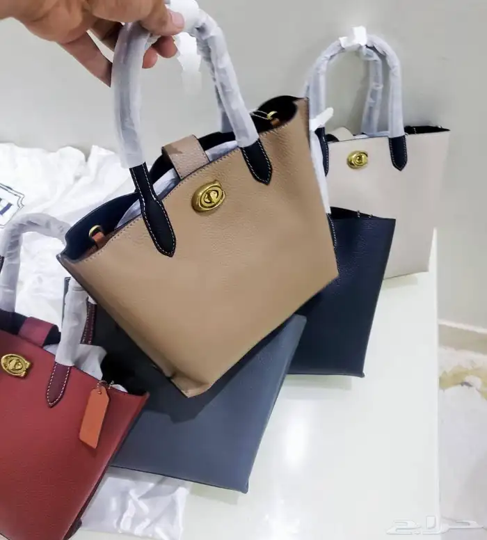 شنط نسائيه تقليد ماركه هاي كواليتي مع الملحقات 40