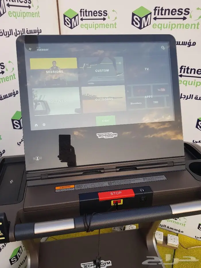 ( تم البيع ) TECHNOGYM LIVE ARTIS TREADMILL 6