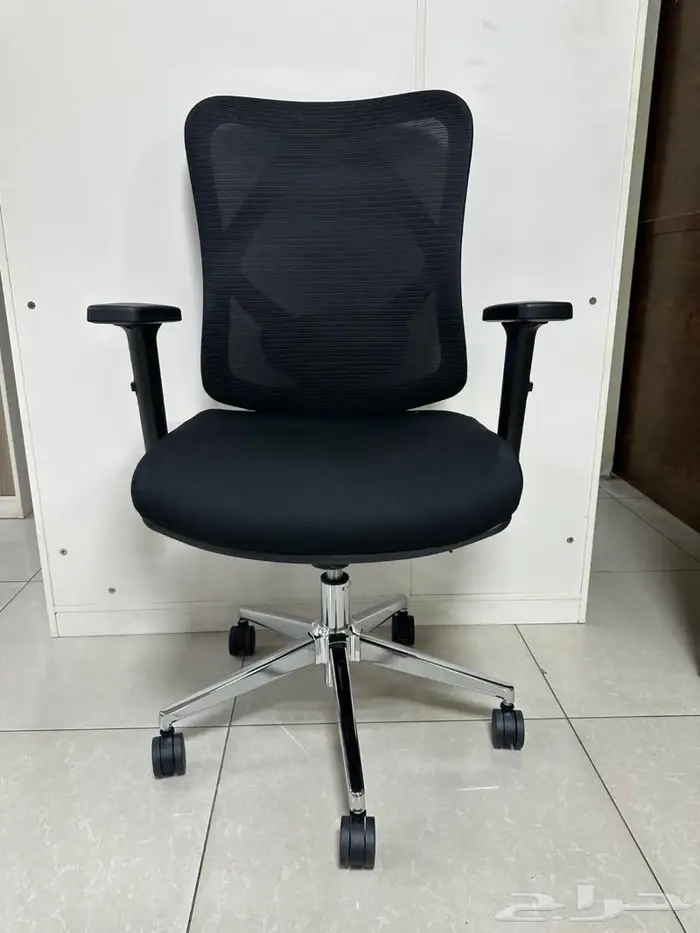 تخفضات مكاتب كراسي  كنب دولاب  طاولات  وحدات عمل  مكتب مدير 8